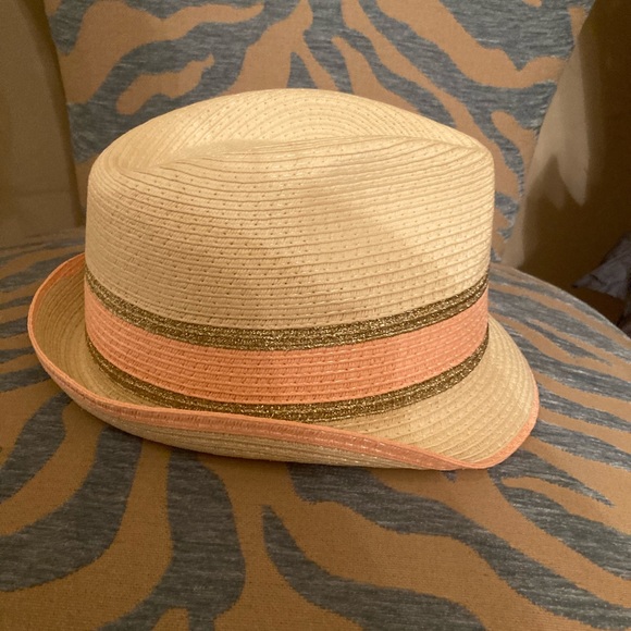 Fiadora hat - Picture 2 of 3